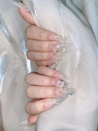 ネイル VIVIAN リサのネイルデザイン