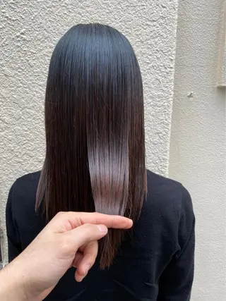 セミロング KAZUKI新宿 カット　パーマのヘアスタイル