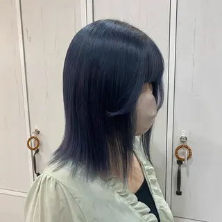 ミディアム カラー 水瀬 咲夏のヘアスタイル