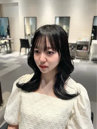 セミロング 韓国ヘア🇰🇷/ みう/미우 ☪︎のヘアスタイル