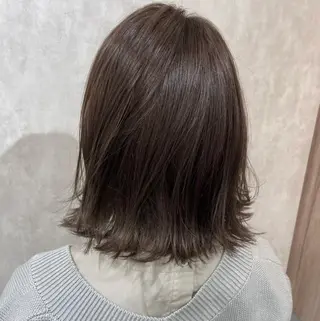 ミディアム カラー OFF YUYAのヘアスタイル