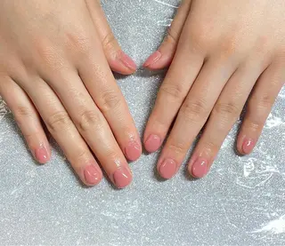 ネイル VIERU 🌈🎀💖のネイルデザイン