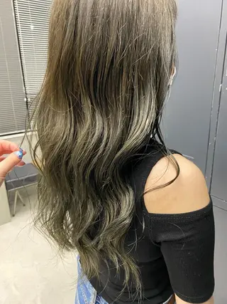 ロング カラー 村田 春歌のヘアスタイル