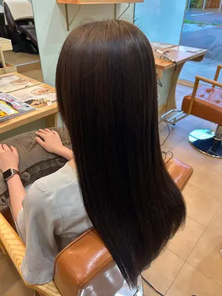 カラー ワンワールドパルク hanaのヘアスタイル