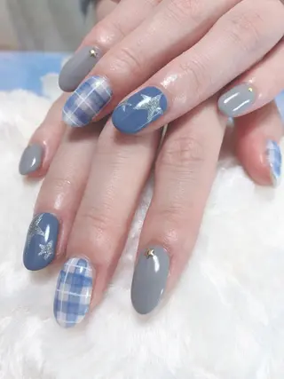 ネイル まるみ ♡のネイルデザイン