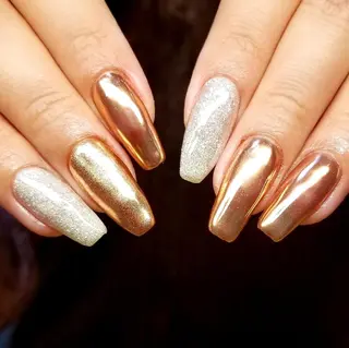 ネイル L'instant  Nail Artzのネイルデザイン