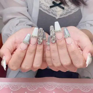 ネイル Hana 🎗のネイルデザイン