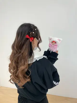 ロング ヘアアレンジ CARELLY 流山おおたかの森所属・CARELLY Rukaのマツエク・マツパデザイン