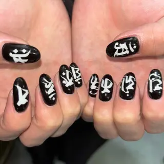 ネイル 🪐富島彩夏 /海外nail🪐のネイルデザイン