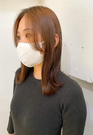 ミディアム ボブ ブリーチ/miinaのヘアスタイル