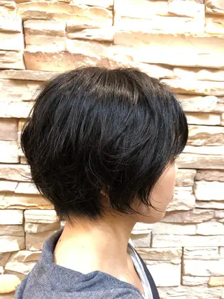 ショート 本多 美羽のヘアスタイル