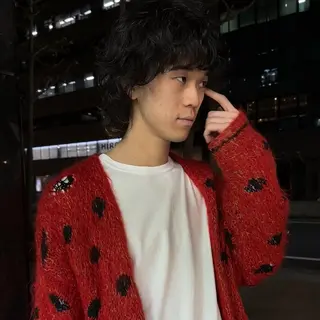 ミディアム パーマ mellow所属・顔周りデザイン/ ハイトーン/多田悠馬のヘアスタイル