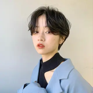 ショート パーマ hinako 🍒のヘアスタイル