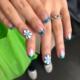 ネイル le'a moe KONAMIのネイルデザイン