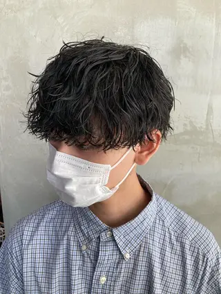 ショート パーマ メンズ fifth JINGUMAE所属・波巻きスパイラルパー マ/シャドウパーマ駿のヘアスタイル