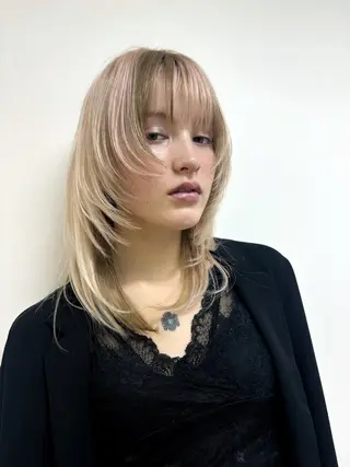 セミロング 🐼SAKU 🐾のヘアスタイル