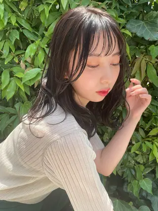 ミディアム hoNua. 栄/透明感カラーのヘアスタイル