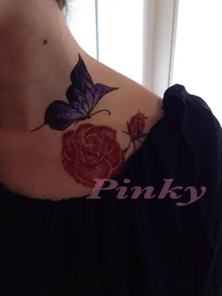 高野 祐紀のネイルデザイン