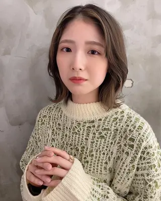 セミロング カラー 小松 優奈のヘアスタイル