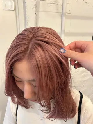 セミロング UNU【ユヌ】所属・＊UNU＊ RICOのヘアスタイル