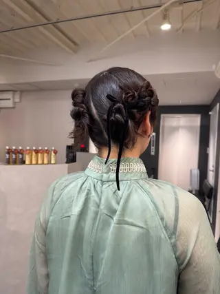 ヘアアレンジ レイヤー/ハイトーン ヒガシサヨのヘアスタイル