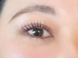 マツエク・マツパ クィーンズタウン所属・富永 佐知代のマツエク・マツパデザイン