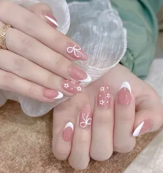 ネイル JIN 168 新大久保のネイルデザイン