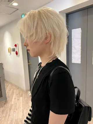 ショート ケアブリーチ🌟 ♢WATARU♢のヘアスタイル