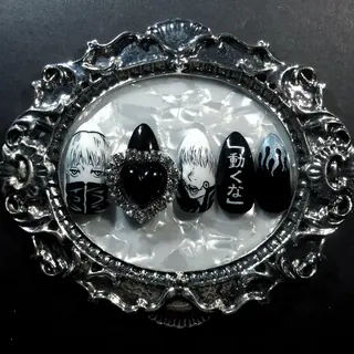 ネイル AIKO🐈⬛⭐︎ 大阪/y2k/個性派のネイルデザイン