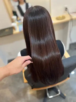 セミロング パーマ rapport所属・１日１名限定募集✨✨ 髪質改善ストレートのヘアスタイル