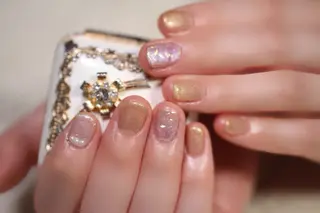 ネイル ママリンド　志村坂上店所属・しみ えんのネイルデザイン