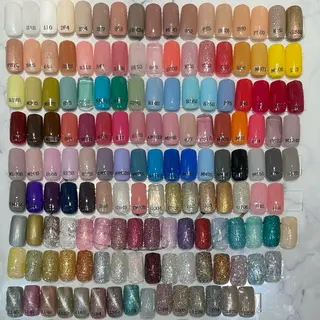 ネイル 細矢 咲花のネイルデザイン