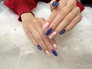 ネイル MIKIネイルサロン所属・MIKIネイル YUKAのネイルデザイン