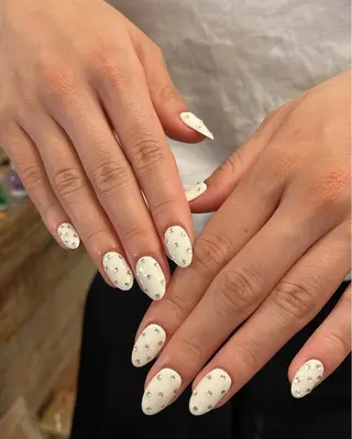 ネイル Nes.Nail所属・Miyagi Asamiのネイルデザイン