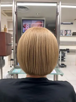 ショート カラー TONI&GUY 新潟所属・小野 達己のヘアスタイル