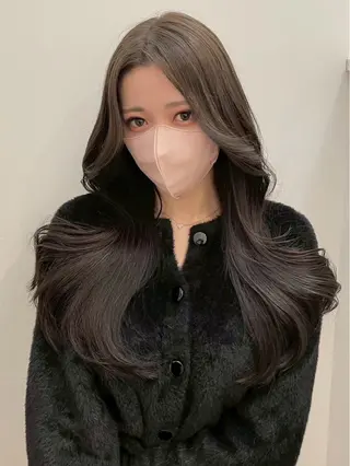 ロング 佐々本 志音のヘアスタイル