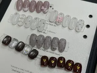 ネイル 成塚 雅香のネイルデザイン