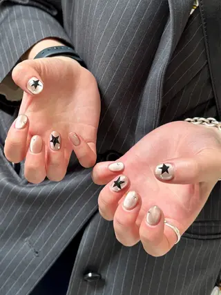 ネイル pointillé .ayaのネイルデザイン