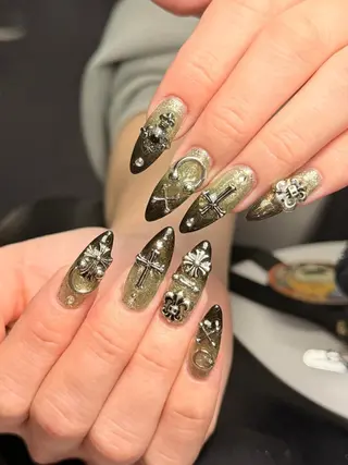 ネイル Tini ANA.CHUOのネイルデザイン