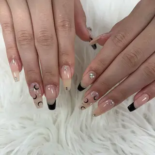 ネイル SHION  のネイルデザイン