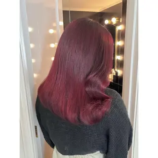 セミロング カラー LOTTA CUCCI所属・miyu /トレンド カラー×艶髪のヘアスタイル