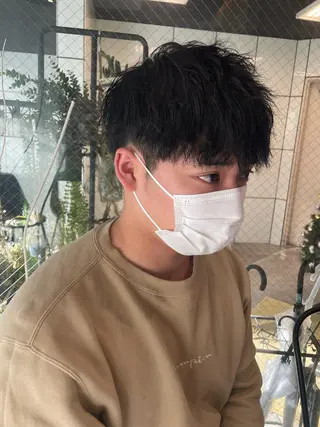 パーマ メンズ aya/小顔レイヤー /柔らかカラーのヘアスタイル