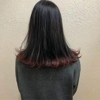 ミディアム カラー ツキノキ ミナのヘアスタイル