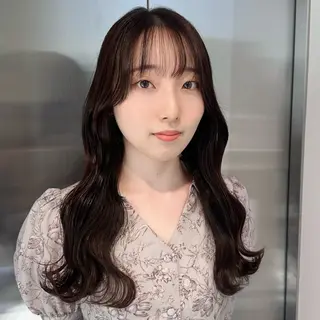 ロング カラー ブリーチなし/レイヤ ー特化🌈Tommyのヘアスタイル