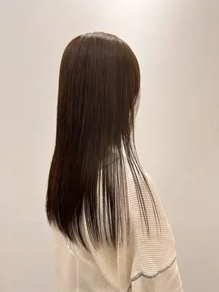 ロング カラー thee所属・渡邊 ひかるのヘアスタイル