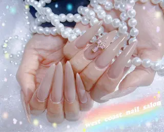 ネイル リボン、ガーリー パーツ放題専門店のネイルデザイン