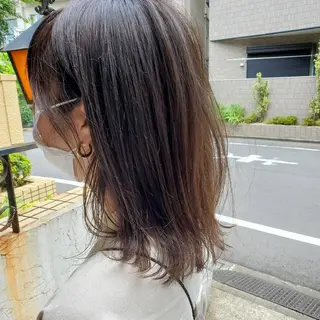セミロング カラー フリーランス所属・韓国ヘア レイヤー くびれヘアMATSUのヘアスタイル