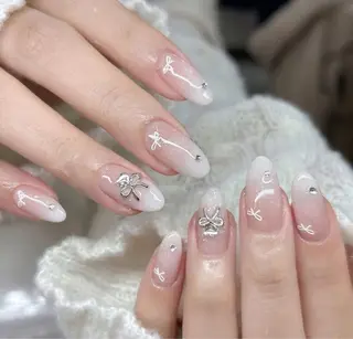 ネイル LETHI LINHのネイルデザイン