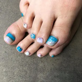 ネイル casita（カシータ）所属・thrush nailsのネイルデザイン