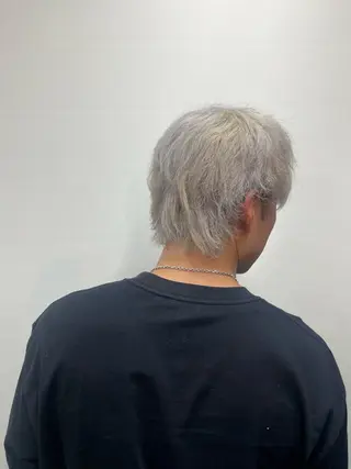 ショート 手塚 由佳のヘアスタイル